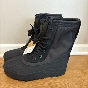 Adidas Yeezy 950 Boot Black Pirate